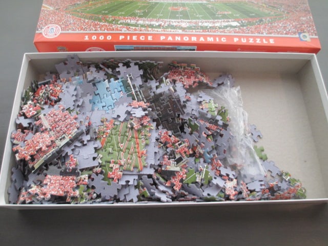 1000 Piece Clemson Memorial Stadium Jigsaw Puzzle - 3
