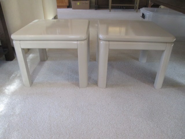 Pair of Lane Square Lacquered End Tables (1 of 6)