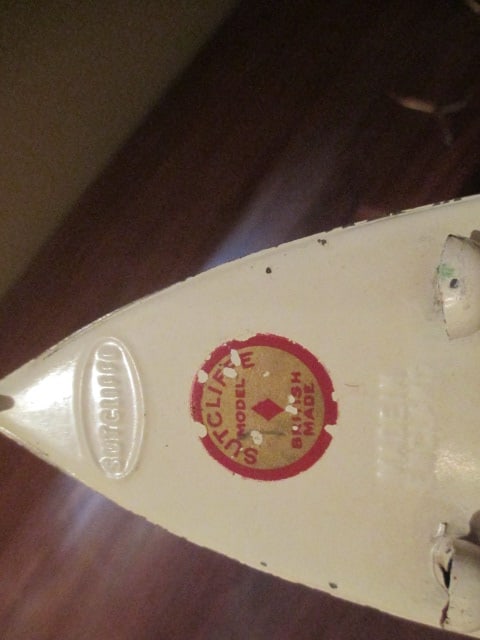 Vintage Sutcliffe Pressed Steel Wind-Up "Minx" Boat with Wood Display Stand - 3