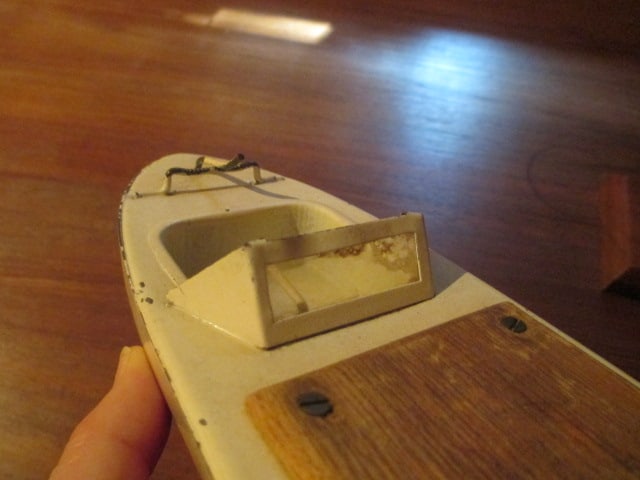 Vintage Sutcliffe Pressed Steel Wind-Up "Minx" Boat with Wood Display Stand - 7