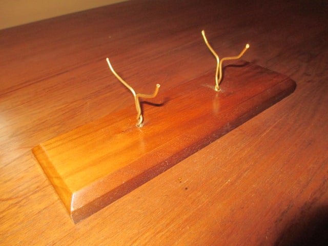 Vintage Sutcliffe Pressed Steel Wind-Up "Minx" Boat with Wood Display Stand - 8