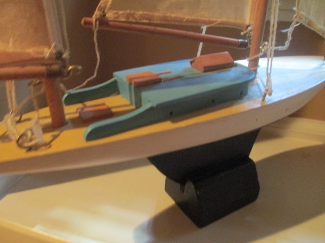 Wooden Model Sailboats and Fishing Boats - 6
