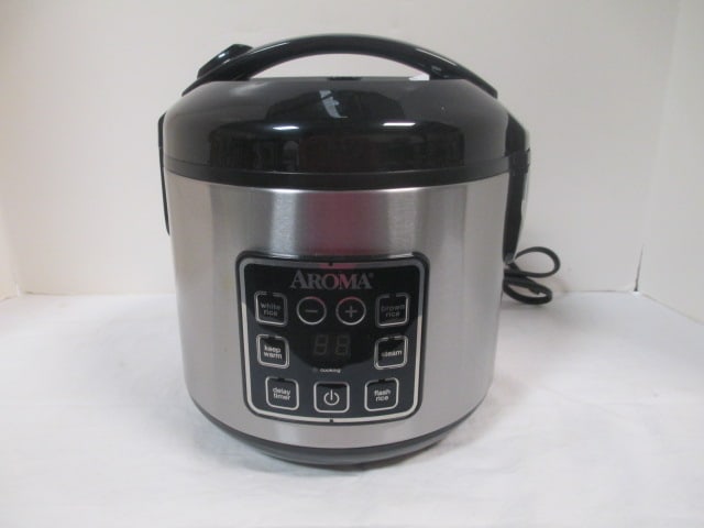 Aroma Rice Cooker: . 