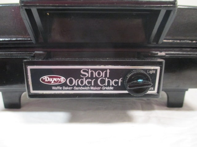Dazey Short Order Chef Waffle Iron - 2