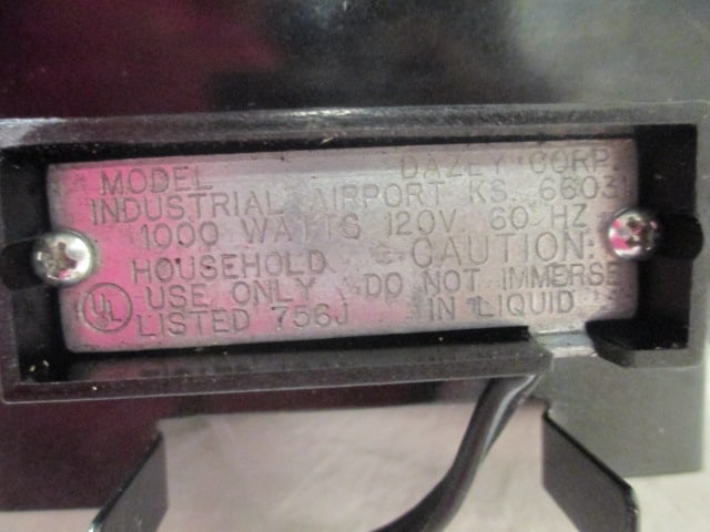 Dazey Short Order Chef Waffle Iron - 5