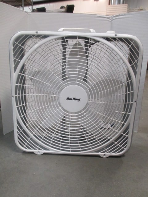 AirKing Box Fan (1 of 5)