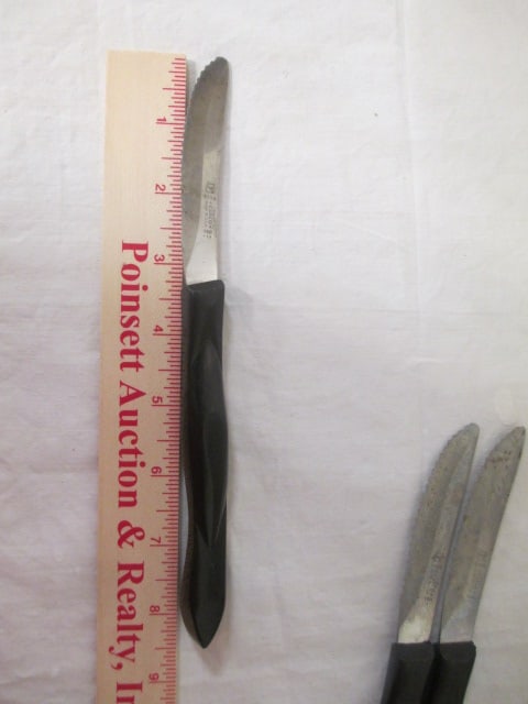 3 Cutco 1758 Steak Knives - 4