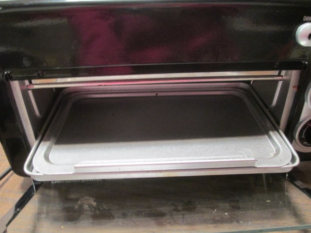 Hamilton Beach Small Countertop Toaster Oven - 3