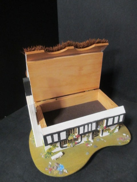 Pauline Ralph 'Old Curiosity Shop & Thatched Cottage Music Boxes - 6