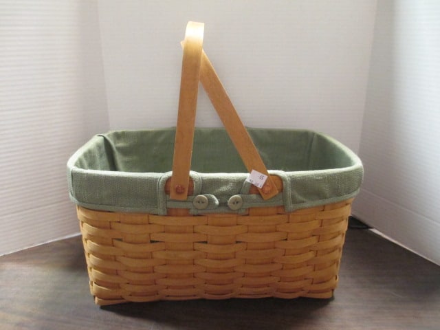 Longaberger Double Handle Basket w/Cloth Liner: 15 1/2 x 11 1/2 x 9 