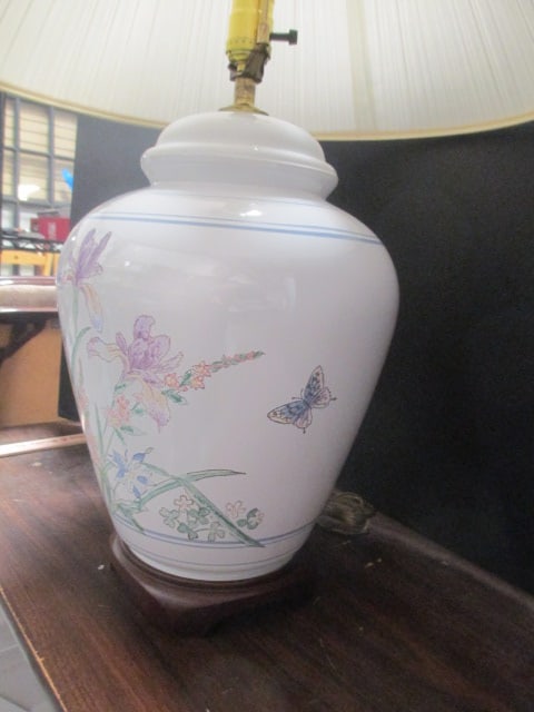 Porcelain Ginger Jar Table Lamp - 3