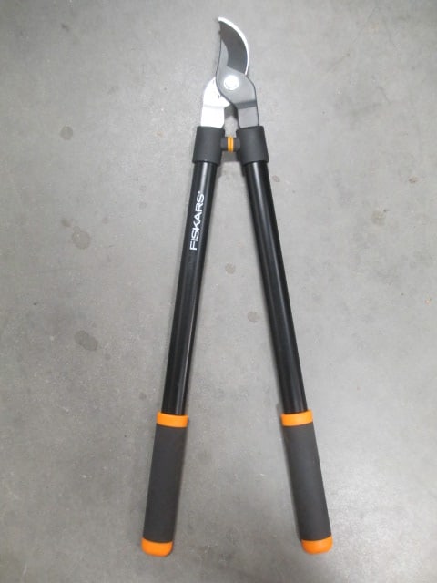 Fiskars Loppers: 26" 