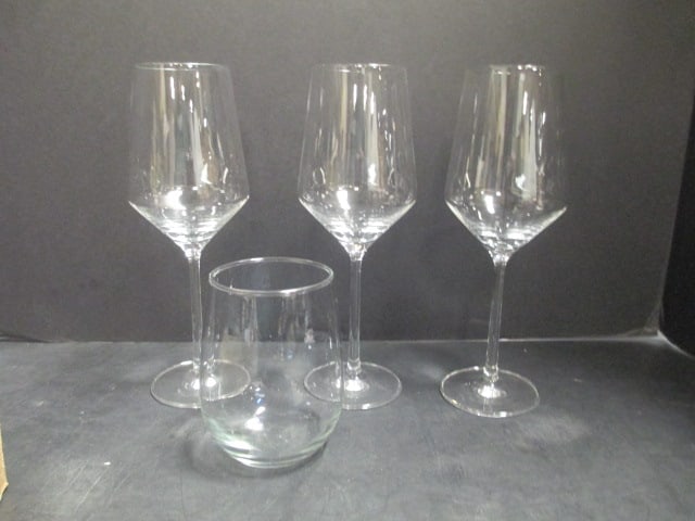 Schott Zweisel (Lot of 3) 9 1/4" Crystal Stems & 1 Stemless Glass: . 