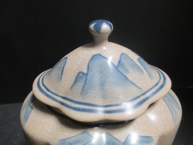 White Porcelain Landscape Scene Ginger Jar - 2