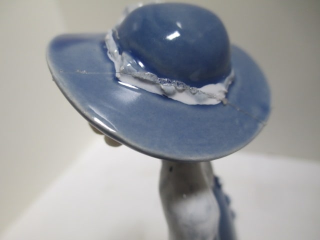 Willow Tree Welcoming Angel 8 1/2", Pottery Woman Figure 9", - 8