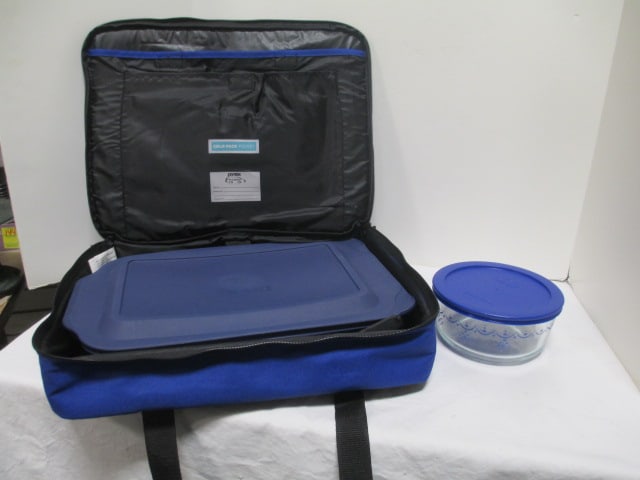 Pyrex Portables Carrier w/Pyrex Casserole & Pyrex Bowl: .
