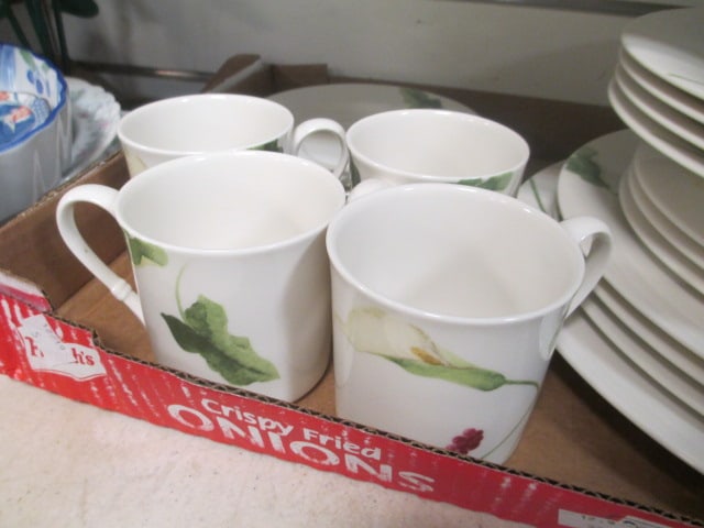 Mikasa 'Optima' Dinnerware (19 PC) - 15