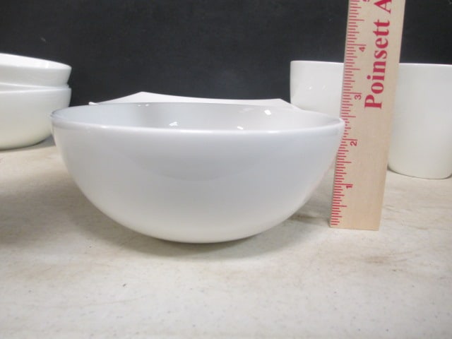 Oneida 'Moda' 10 PC Dinnerware - 7