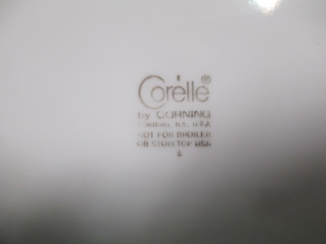 Casserole Dishes & Corelle Bowl & Plates - 13