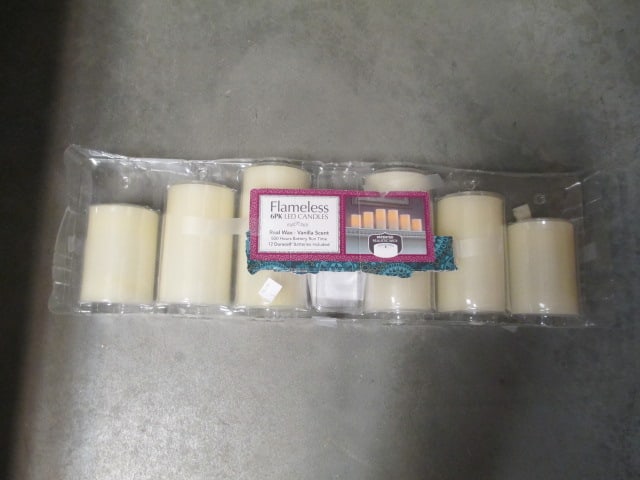 Flameless 6 Pack LED B/O Candles: . 