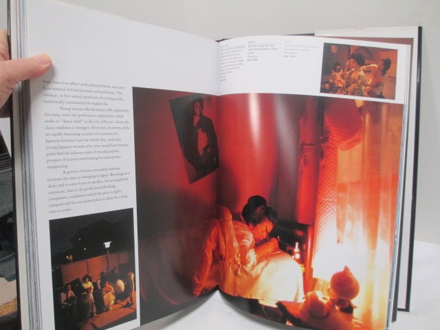 Coffee Table Book-A Day in the Life of Japan - 11