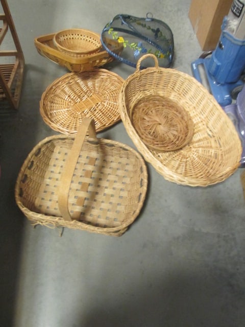 Baskets Grouping (1 of 9)