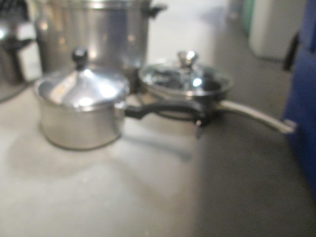 Stainless Cookware & Thomas Frying Pan - 6