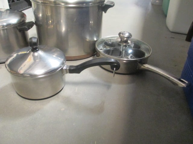 Stainless Cookware & Thomas Frying Pan - 7