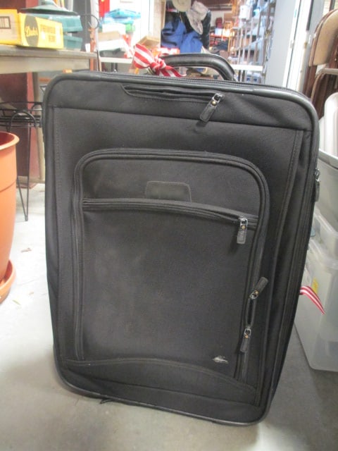 Samsonite Black Rolling Suitcase: 26" 