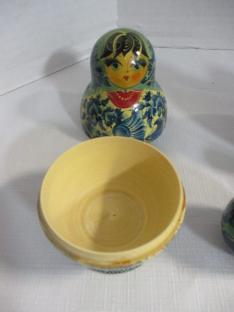 Vintage Signed 15 Piece Russian Nesting Doll - 9