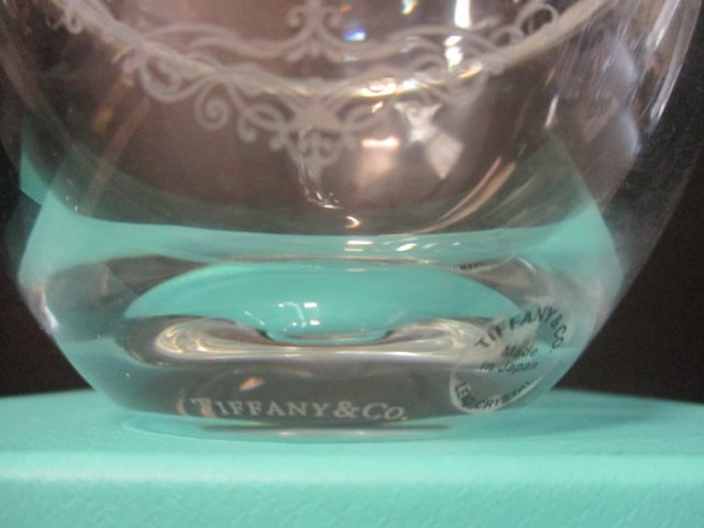 Tiffany & Co. Crystal Apple Container - Etched "Harrah's Cherokee Casino 2020" - 3