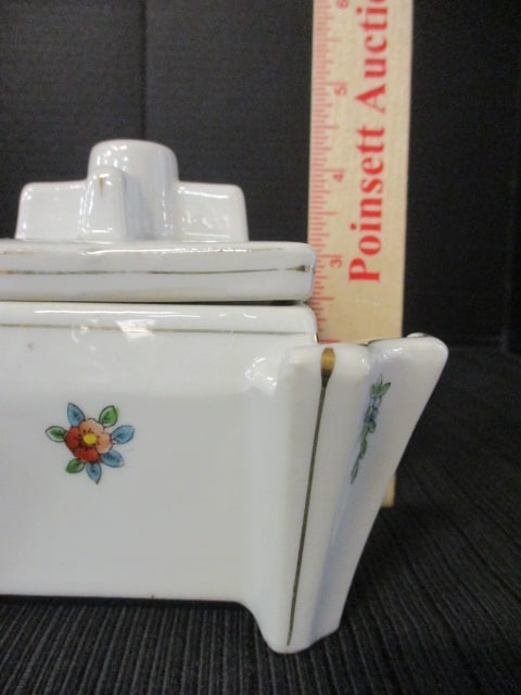 Vintage Japanese Porcelain Smoking Box with Lid - 11