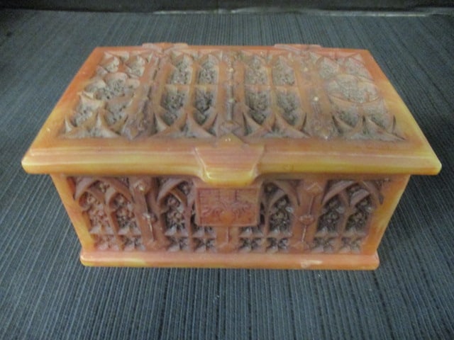 Vintage Incolay Stone Lidded Box: 6 1/2" x 4" x 3" 