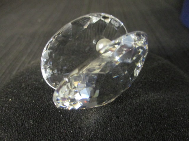 Swarovski Crystal Shell with Pearl Designed by Elka Huber in Original Box - 3