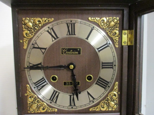 Vintage Centurion 35-Day Mantle Pendulum Clock with Key - 3