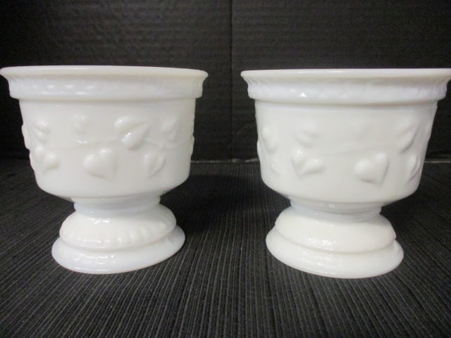 Pair of Vintage Embossed Ivy Hearts White Milk Glass Pedestal Dishes: 4" each