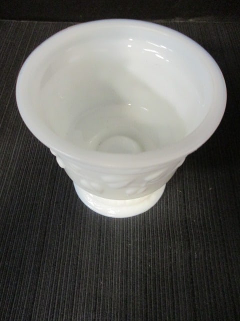 Pair of Vintage Embossed Ivy Hearts White Milk Glass Pedestal Dishes - 3