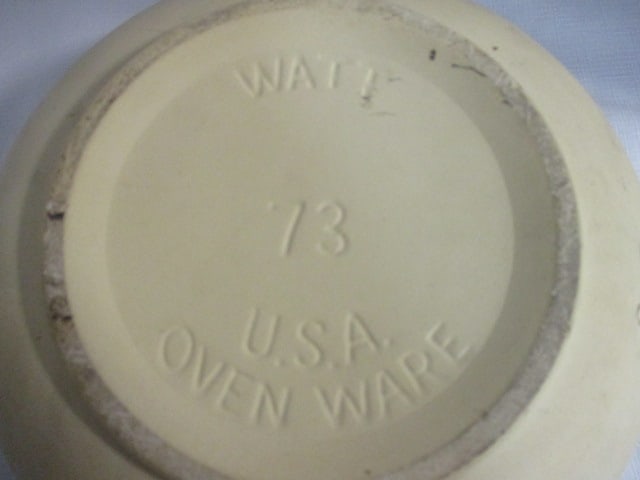 Vintage Watt Stoneware Pottery Bowl - Marked "73" - 3