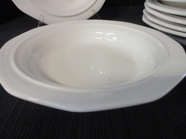 8 Pfaltzgraff "Heritage White" Scalloped Edge Bowls - 3