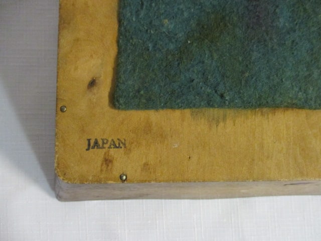 Vintage Japanese Scalloped Edge Wood Box with Felt Base - 4