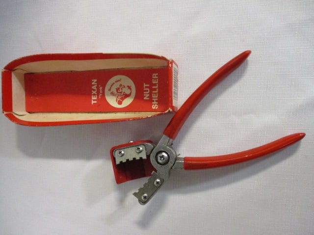 2 Vintage Texan "York" Nut Shellers in Original Boxes and Vintage Pig Snout Cutter - 2