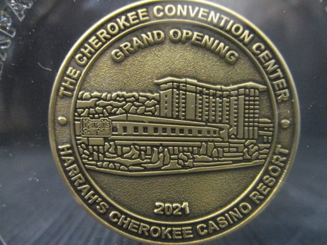 2 "Seal of Eastern Band of Cherokee Indians" Harrah's Casino Paperweights - 4