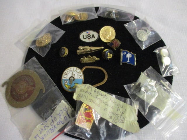 Lot of Vintage and Military Buttons, Pins, and Tie Tacks: see pictures and preview for selection and condition