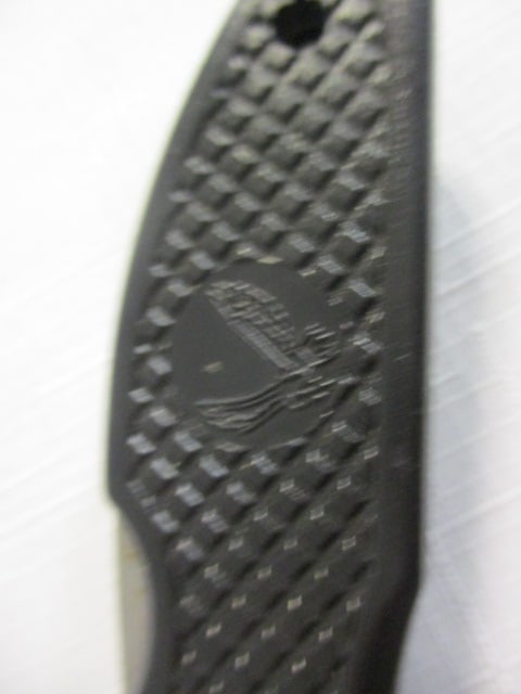 3 Utility Folding Pocket Knives - 2