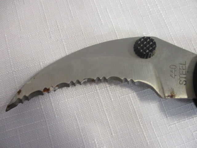 3 Utility Folding Pocket Knives - 4