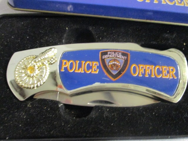 Police Officer Pocket Knife in Metal Case, Handcuffs Tie Tack, and 2 Anderson - 4