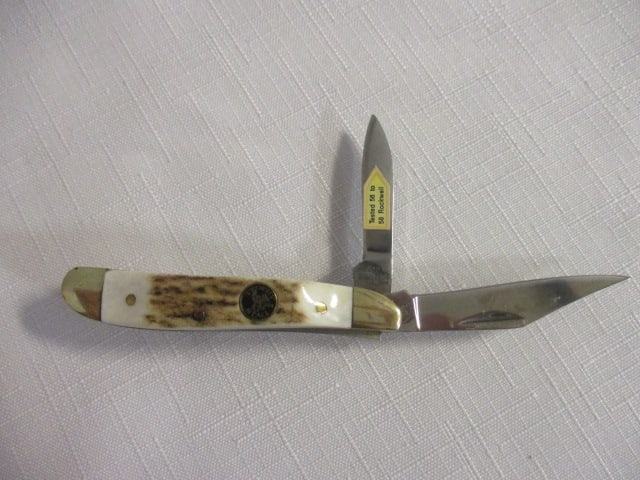Frost Cutlery Steel Warrior "Muskrat" Pocket Knife in Original Box and - 2