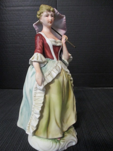 2 Vintage Lefton Colonial Couple Porcelain Figurines - KW565 - 9