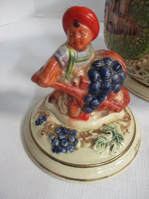 Vintage 1950s German Gertz Pottery Biscuit/Cookie Jar - 4