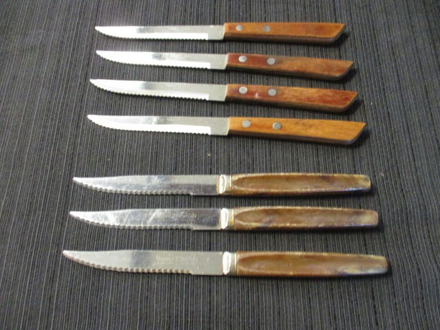 7 Vintage Steak Knives: 4 are wood handle, 3 are hard plastic handle